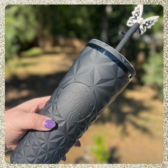 🎃 NWT 2025 Starbucks Glow-in-the-Dark Matte Black Prism Venti Cold Cup Tumbler - Picture 2 of 9